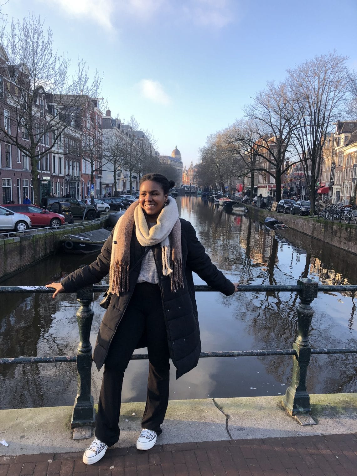 Leah Thema — Au Pair